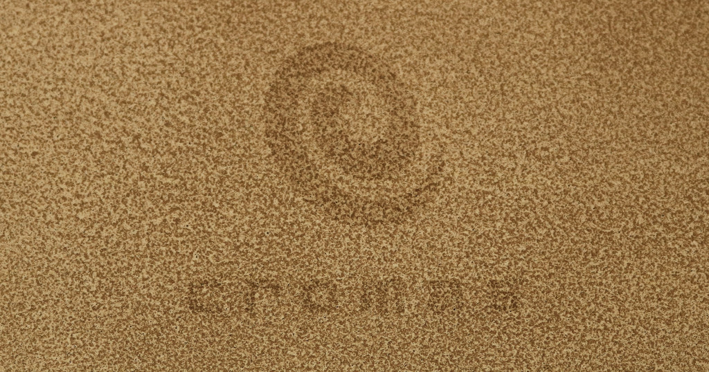 Taupe sand smoked natural stone efffect paint