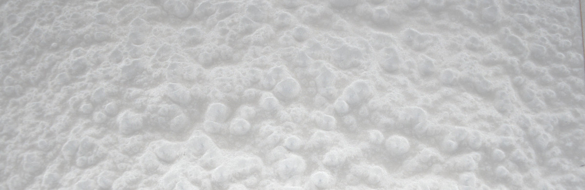 Mother of Pearl paint with three-dimensional appearance, white natural color