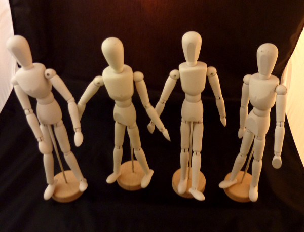 Phosphorescent paint with high emission of light in the dark