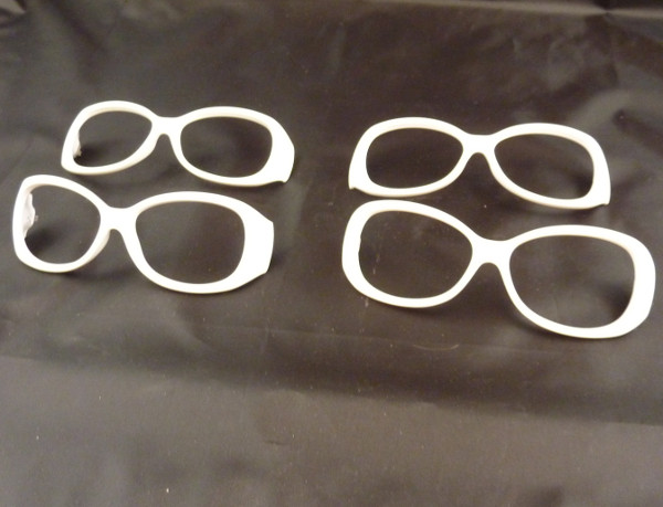 Phosphorescent paint with high emission of light in the dark