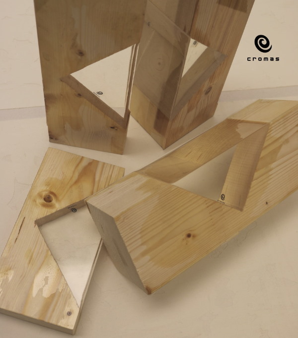 Highly transparent epoxy resin for high thickness wood molds