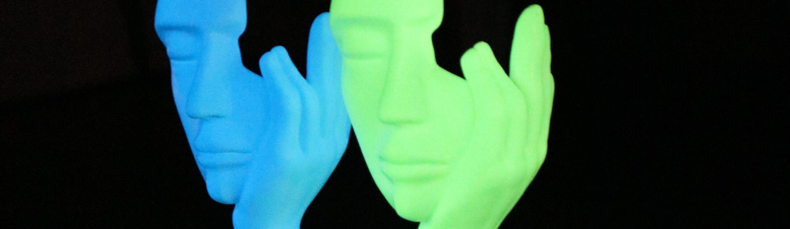 Vernice fotoluminescente professionale a spruzzo per legno e metallo