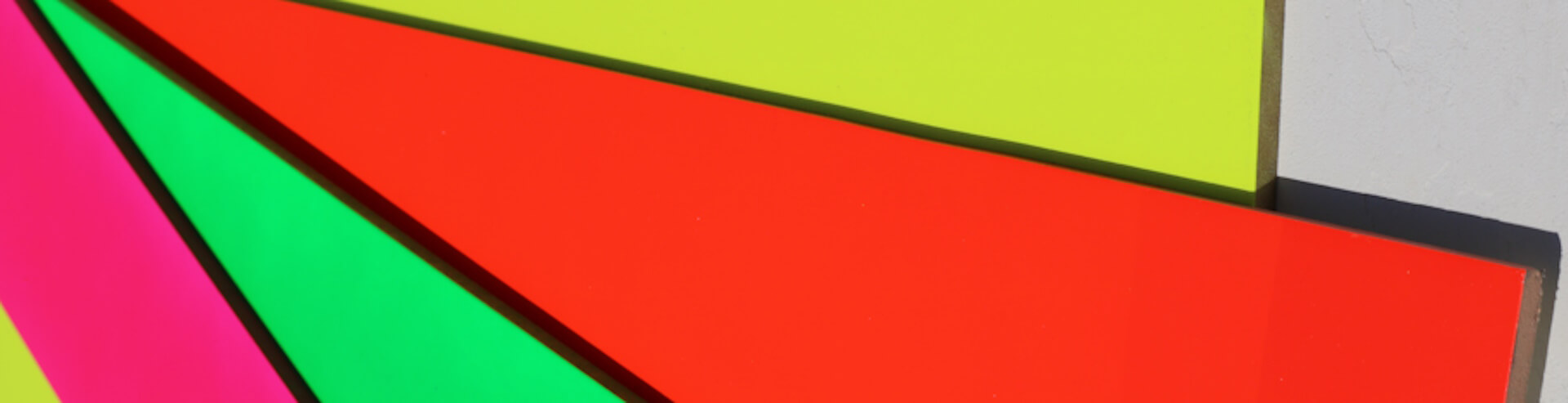 Vernice fluorescente professionale a spruzzo per legno e metallo